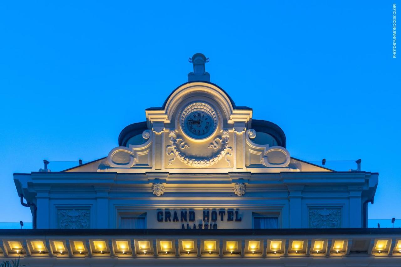 Grand Hotel Alassio Beach & Spa Resort - The Leading Hotels Of The World Εξωτερικό φωτογραφία
