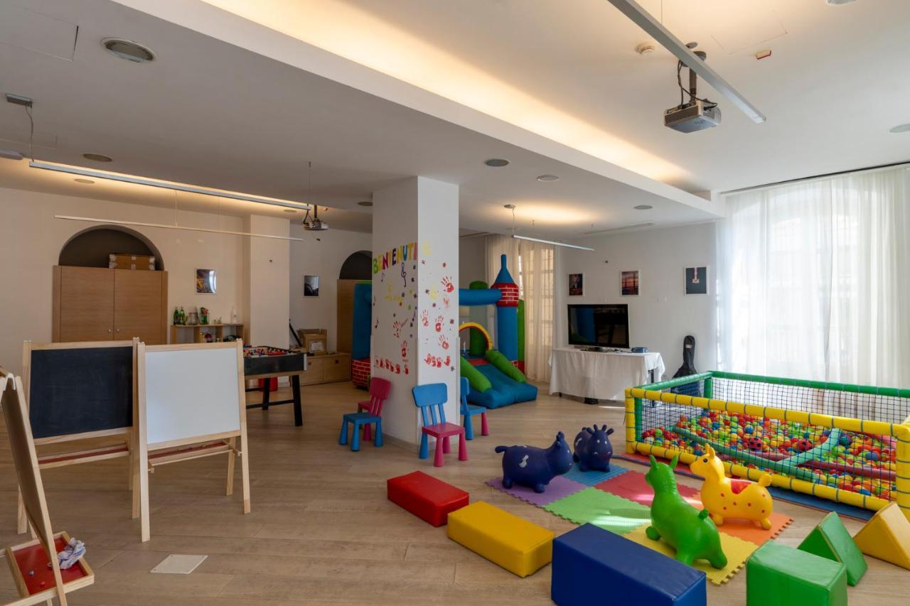 Grand Hotel Alassio Beach & Spa Resort - The Leading Hotels Of The World Εξωτερικό φωτογραφία